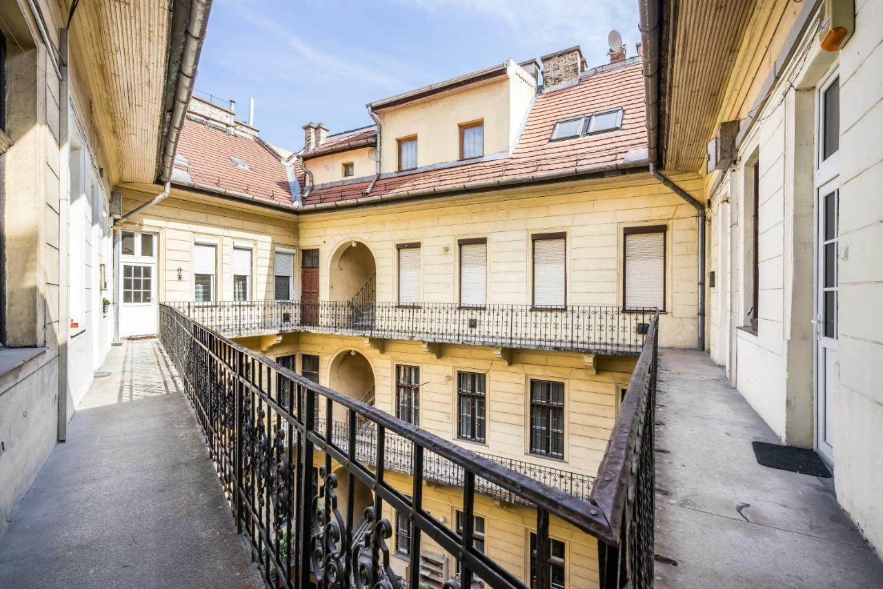 Bpr Thrill Design Home With A/C Budapest Exterior foto